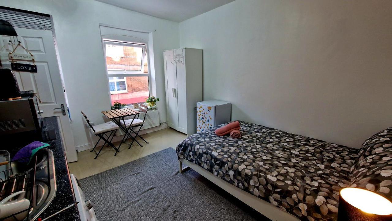 Small Cozy Studio Zone 1 London Kültér fotó